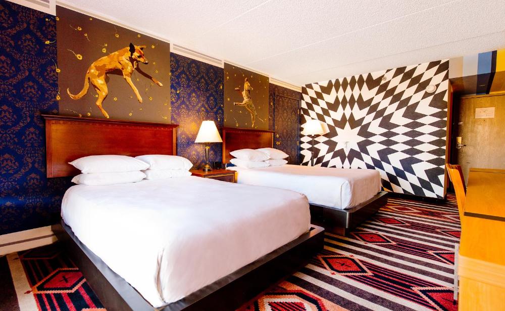 Artist Room Double Beds interior